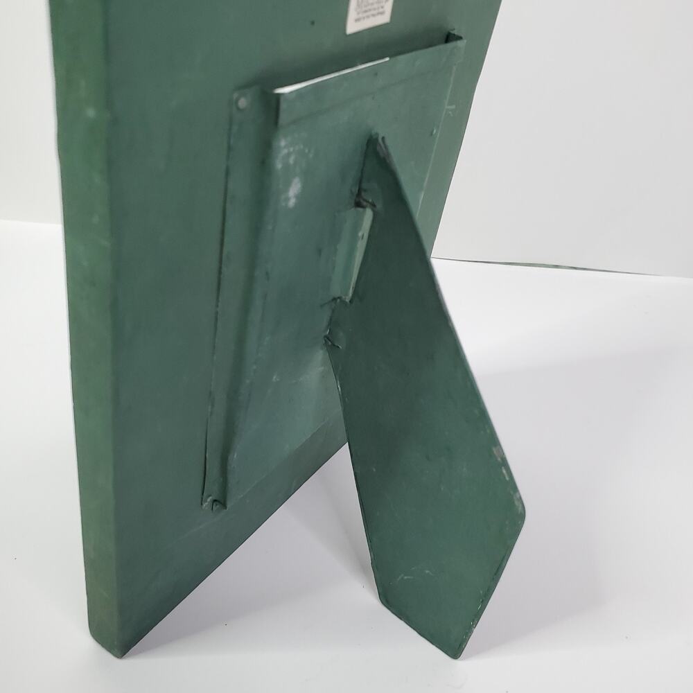 Green Wood Picture Frame With Metal Fish Accents 3" x 4.5" Photo Opening - Picture 4 of 9